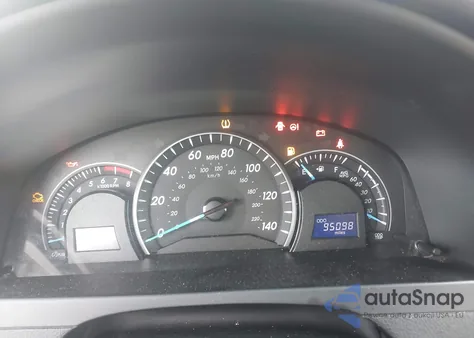 2015 Toyota Camry Le z USA, uszkodzony, nr VIN 4T1BF1FK3FU110379